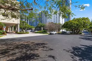 2475 Brickell Ave, Miami, FL 33129 - Photo 57