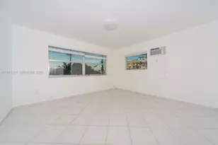 7725 Carlyle Ave, Miami Beach, FL 33141 - Photo 9