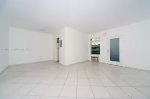 7725 Carlyle Ave, Miami Beach, FL 33141 - Photo 11