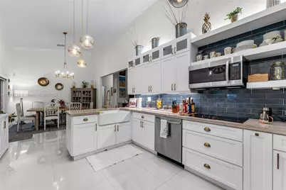 12743 SW 220th St, Miami, FL 33170 - Photo 11