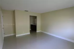 2720 S Oakland Forest Dr, Oakland Park, FL 33309 - Photo 17