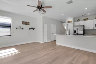 10547 W 34th Ct, Hialeah, FL 33018 - Photo 17