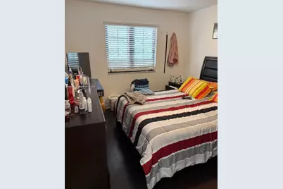 424 NE 194 Ter, Miami, FL 33179 - Photo 7