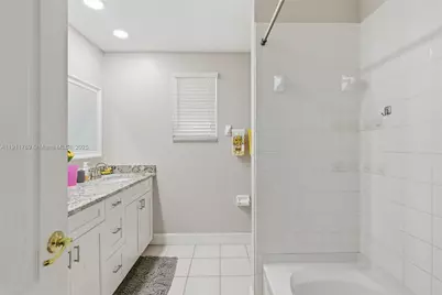 12502 Lake Vista Dr, Tampa, FL 33534 - Photo 19