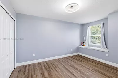 12502 Lake Vista Dr, Tampa, FL 33534 - Photo 15