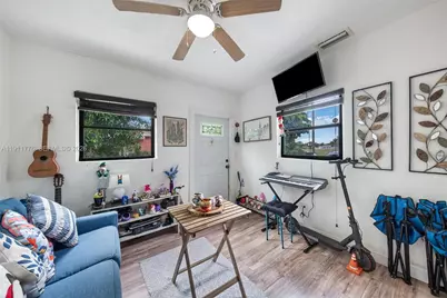 740 135 St, North Miami, FL 33168 - Photo 13