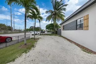 740 135 St, North Miami, FL 33168 - Photo 29