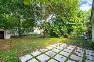 6831 Greene St, Hollywood, FL 33024 - Photo 17