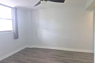 1731 SE 15th St, Fort Lauderdale, FL 33316 - Photo 11