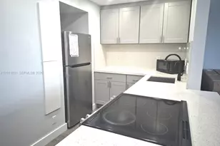 1731 SE 15th St, Fort Lauderdale, FL 33316 - Photo 9