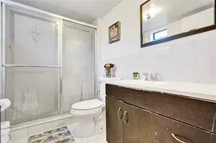 8010 Hampton Blvd, North Lauderdale, FL 33068 - Photo 17