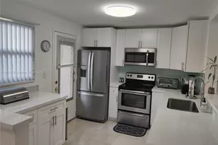500 NE 12th Ave, Hallandale Beach, FL 33009 - Photo 5