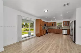 9905 SW 196th St, Cutler Bay, FL 33157 - Photo 13