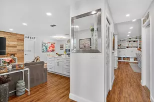 701 NW 41st Terrace, Deerfield Beach, FL 33442 - Photo 5