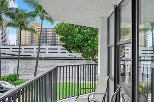 1000 Parkview Dr, Hallandale Beach, FL 33009 - Photo 37