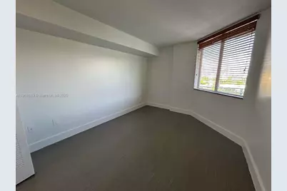 219 NW 12th Ave #1002, Miami, FL 33128 - Photo 9