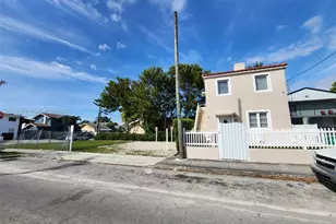 243 SW 10th Ave, Miami, FL 33130 - Photo 5