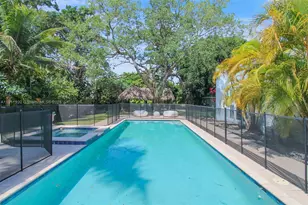 6900 SW 104th St, Pinecrest, FL 33156 - Photo 7