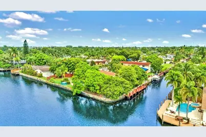 2650 Scott St, Hollywood, FL 33020 - Photo 1