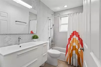 10989 NW 73rd Ter, Doral, FL 33178 - Photo 25