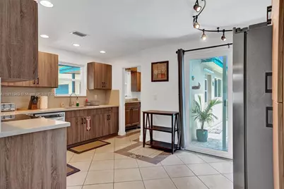 2320 SW 36th Ave, Fort Lauderdale, FL 33312 - Photo 13