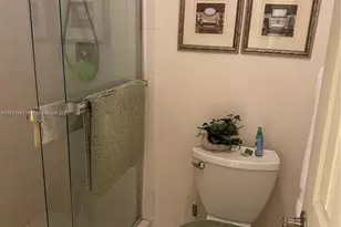 9781 Sunrise Lakes Blvd, Sunrise, FL 33322 - Photo 19