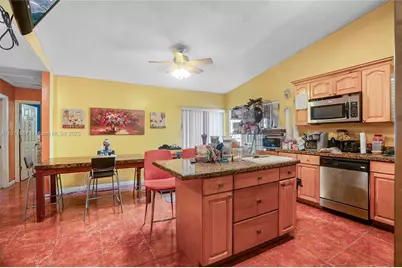 10058 SW 156th Ct, Miami, FL 33196 - Photo 9