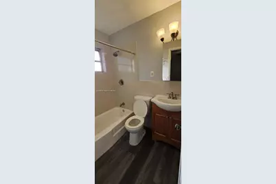 161 NW 40th St #2, Oakland Park, FL 33309 - Photo 25