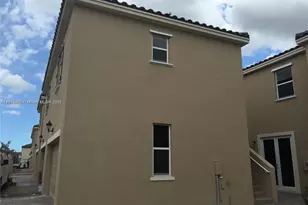 17103 SW 96th St, Miami, FL 33196 - Photo 1