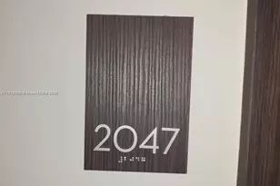 20515 E Country Club Dr, Aventura, FL 33180 - Photo 3