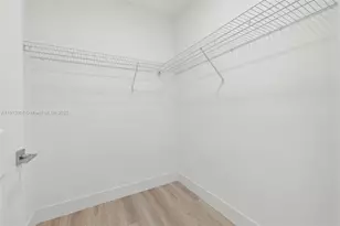 101 Diplomat Pkwy, Hallandale Beach, FL 33009 - Photo 27