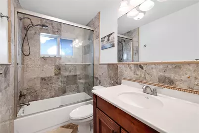 1311 NE 26th Ter, Pompano Beach, FL 33062 - Photo 29