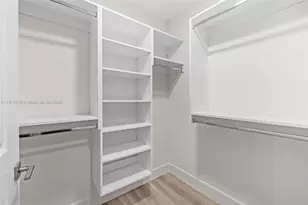 101 Diplomat Pkwy, Hallandale Beach, FL 33009 - Photo 17