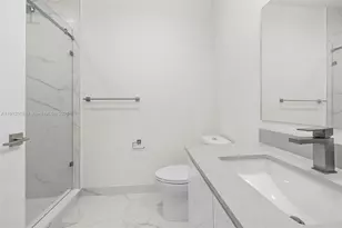 101 Diplomat Pkwy, Hallandale Beach, FL 33009 - Photo 25