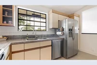 406 Republic Ct #406, Deerfield Beach, FL 33442 - Photo 9