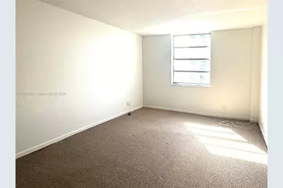 430 Golden Isles Dr #701, Hallandale Beach, FL 33009 - Photo 5