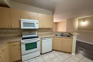 8261 SW 25th Ct, Miramar, FL 33025 - Photo 5