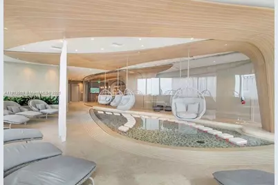 1000 Brickell Plz #3002, Miami, FL 33131 - Photo 55