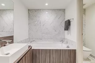 1000 Brickell Plaza, Miami, FL 33131 - Photo 33