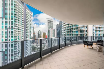 1000 Brickell Plz #3002, Miami, FL 33131 - Photo 45