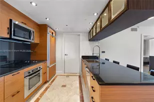 50 Biscayne Blvd, Miami, FL 33132 - Photo 7