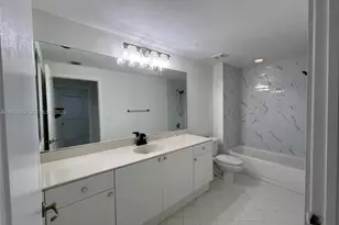 10720 NW 66th St, Doral, FL 33178 - Photo 37
