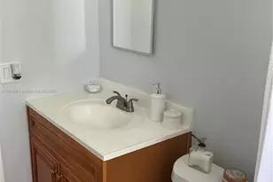 1433 SW 24th Ct, Fort Lauderdale, FL 33315 - Photo 13