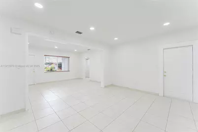 1020 SW 74th Ave #1020, Miami, FL 33144 - Photo 19