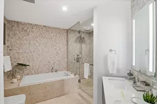 88 SW 7th St, Miami, FL 33130 - Photo 31