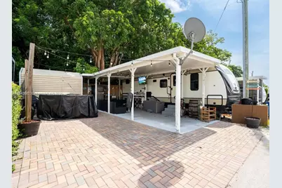 325 Calusa St #118, Key Largo, FL 33037 - Photo 1