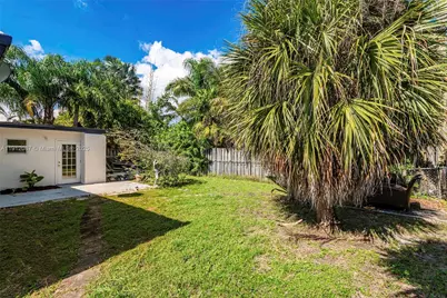 731 NE 16th St, Fort Lauderdale, FL 33304 - Photo 25