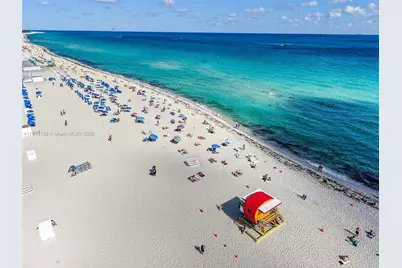 1100 Collins Ave #211, Miami Beach, FL 33139 - Photo 17