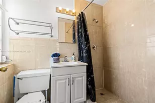 1100 Collins Ave, Miami Beach, FL 33139 - Photo 9