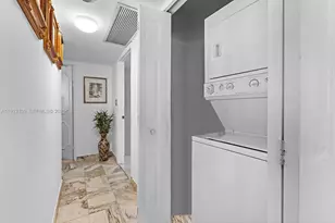 7135 Collins Ave, Miami Beach, FL 33141 - Photo 7